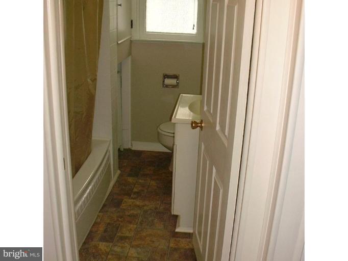 400 Danville Road Baltimore, MD 21206 - Photo 7 of 10 Updated bath