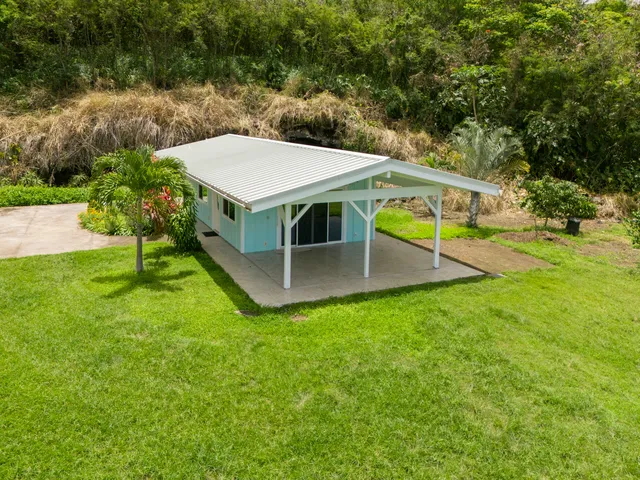 $990,000 | 82-5900 Government Main Road, Captain Cook, HI 96704