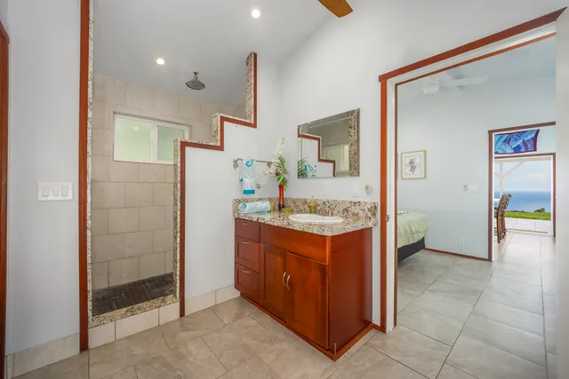 $990,000 | 82-5900 Government Main Road, Captain Cook, HI 96704