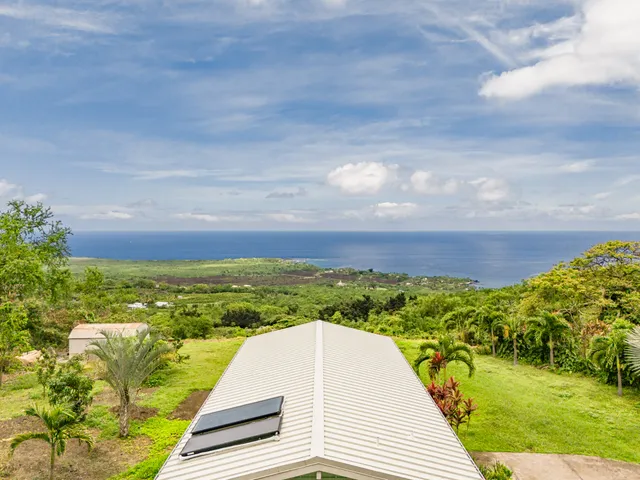 $990,000 | 82-5900 Government Main Road, Captain Cook, HI 96704