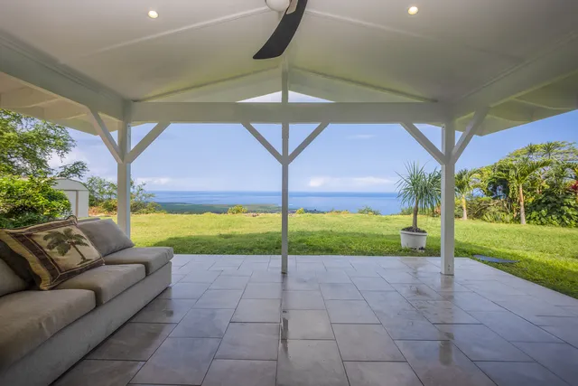 $990,000 | 82-5900 Government Main Road, Captain Cook, HI 96704