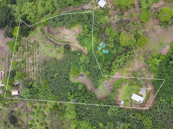 $990,000 | 82-5900 Government Main Road, Captain Cook, HI 96704
