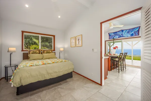 $990,000 | 82-5900 Government Main Road, Captain Cook, HI 96704