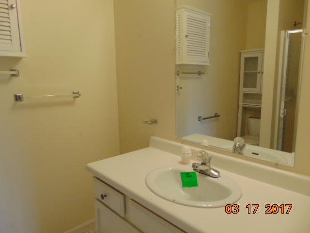 409 Engel Road Loudon, TN 37774 - Photo 2 of 18 bath hall
