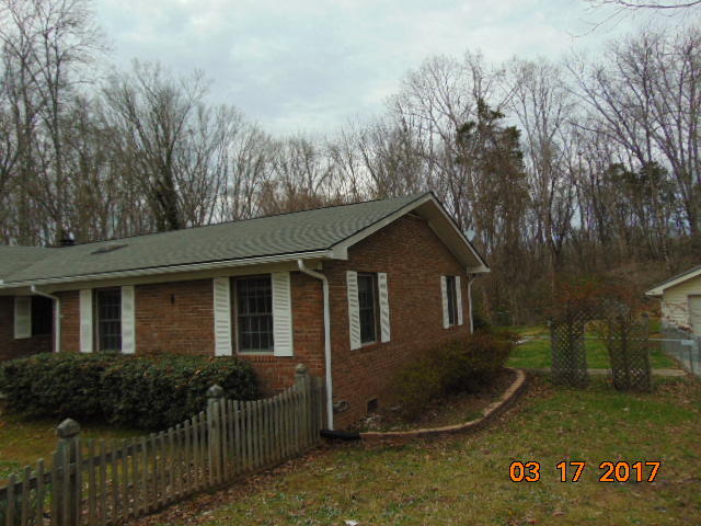 409 Engel Road Loudon, TN 37774 - Photo 16 of 18 side