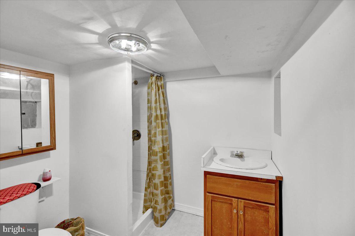 943 Madison Avenue Reading, PA 19601 - Photo 17 of 24