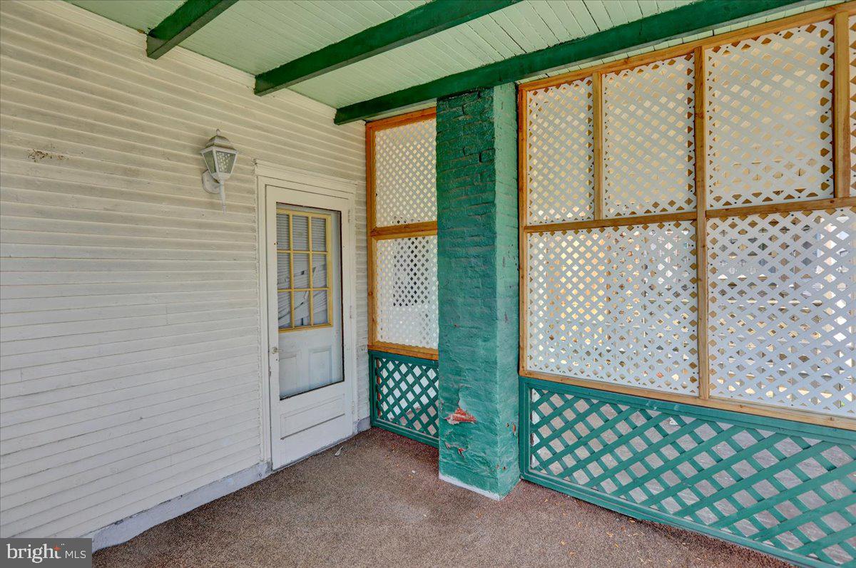 943 Madison Avenue Reading, PA 19601 - Photo 4 of 24