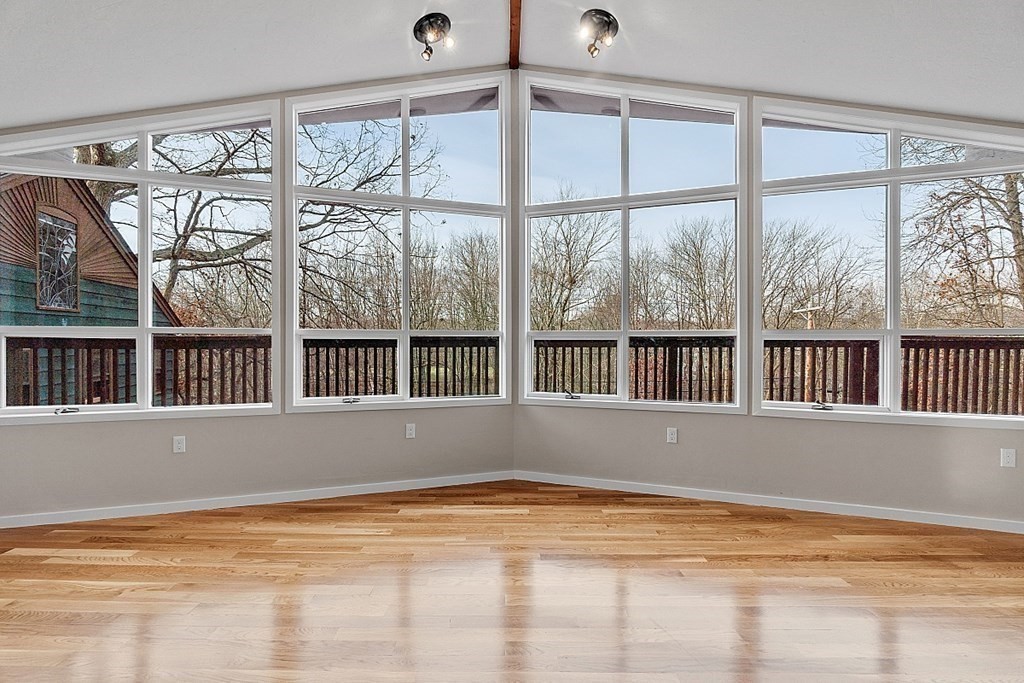 200 Boxford Road Haverhill, MA 01835 - Photo 3 of 38