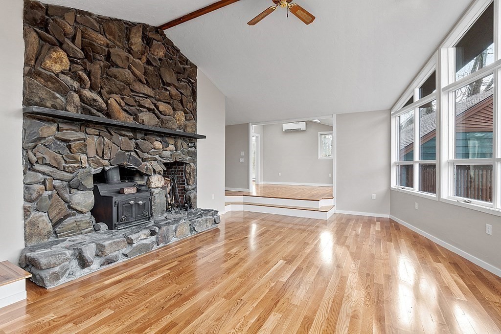 200 Boxford Road Haverhill, MA 01835 - Photo 4 of 38