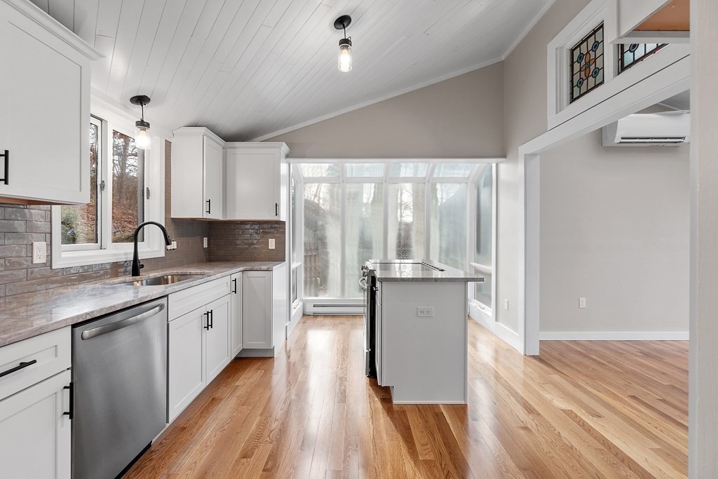 200 Boxford Road Haverhill, MA 01835 - Photo 9 of 38