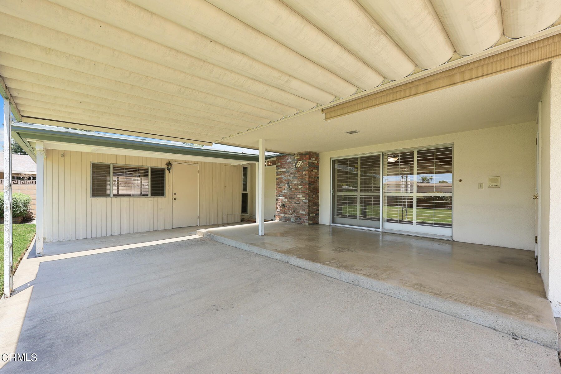 1321 South Eighth Avenue Arcadia, CA 91006 - Photo 25 of 47 a view of an empty room with a window