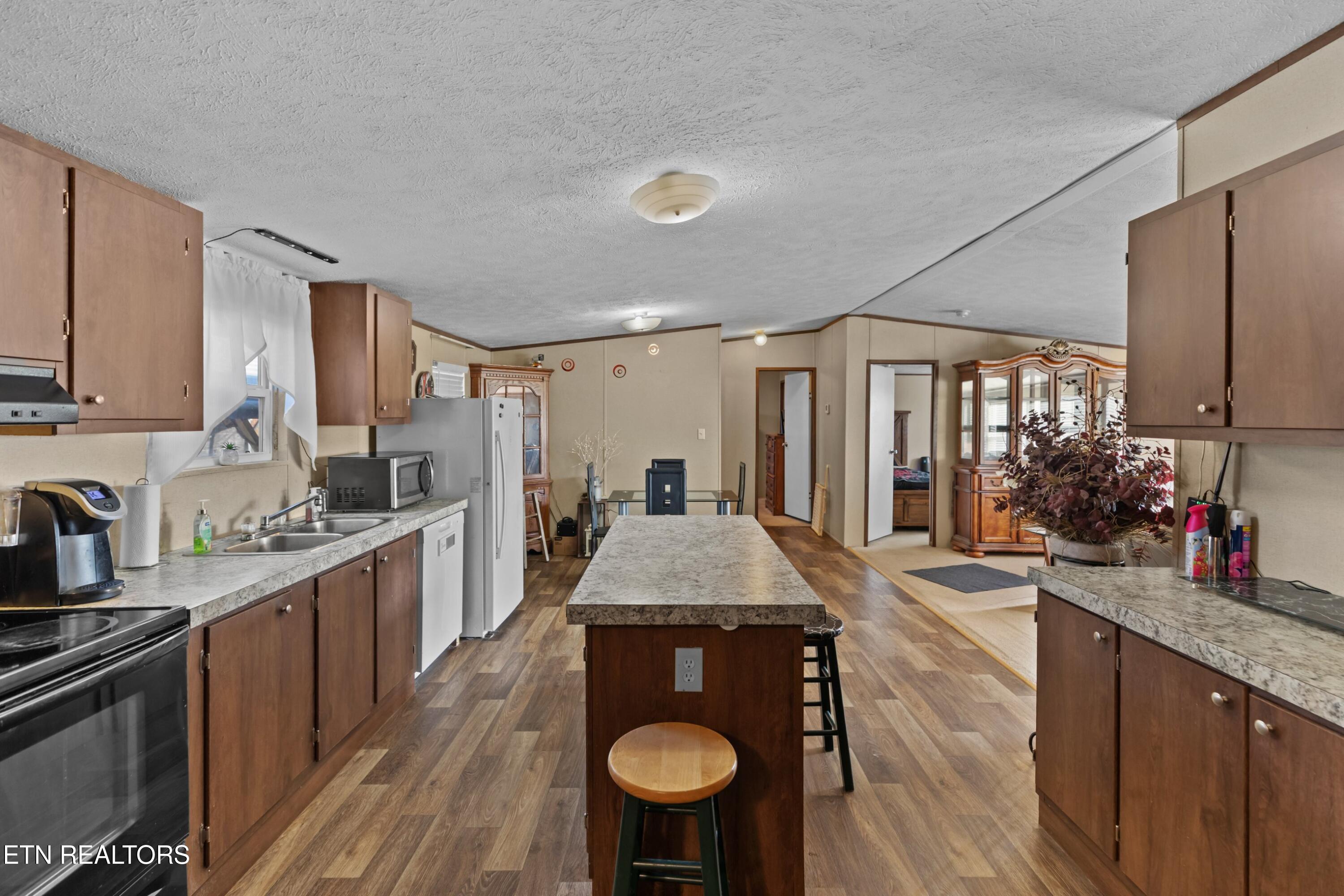 4275 Shady Road Strawberry Plains, TN 37871 - Photo 9 of 21 012-4725ShadyRoad-StrawberryPlains-TN-37