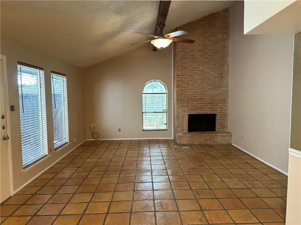 $1,500 | 4032 Ogrady Drive, Corpus Christi, TX 78413