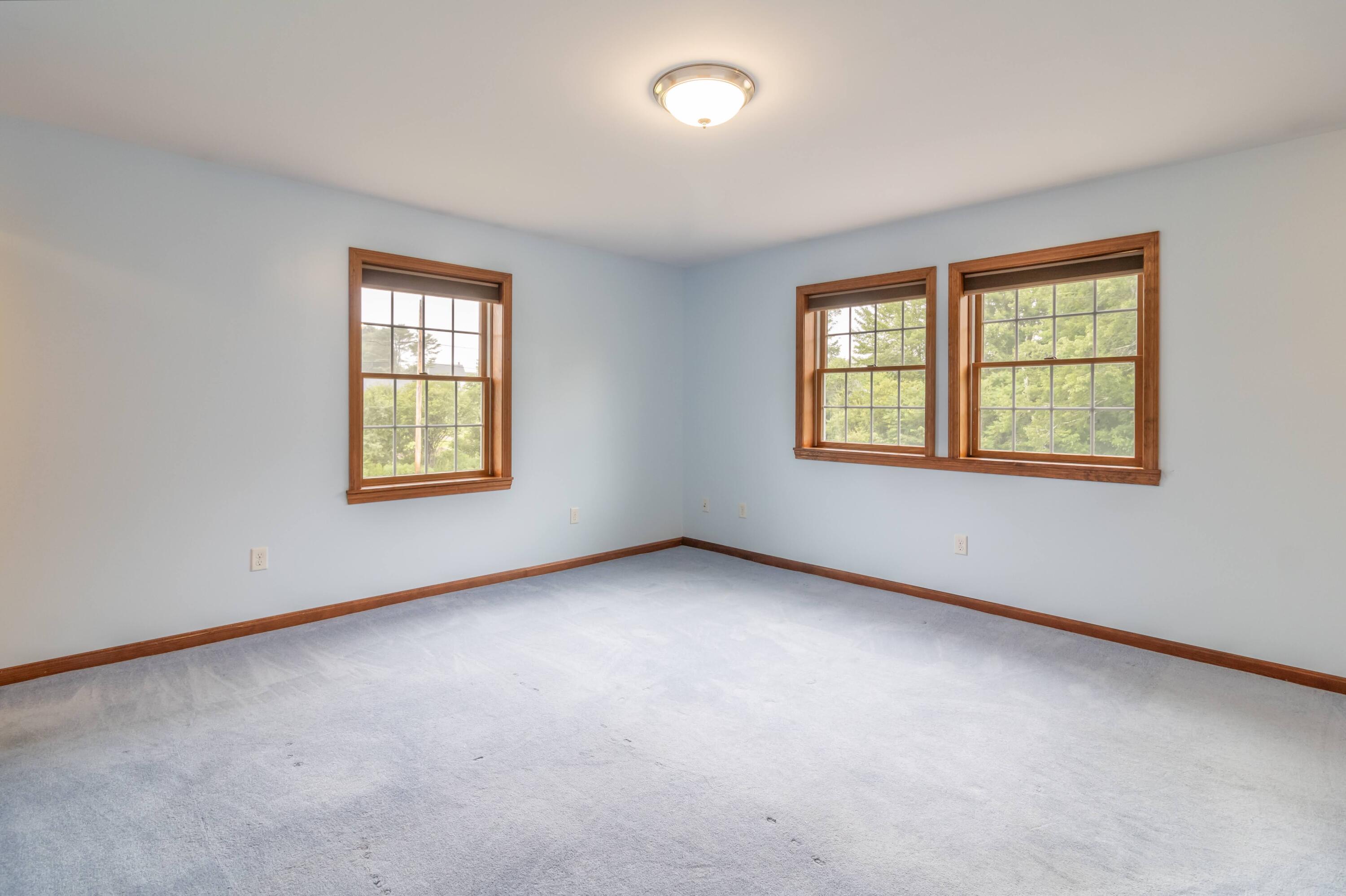 25 Meadow Road Winterport, ME 04496 - Photo 74 of 122 25 Meadow Road Interiors-36