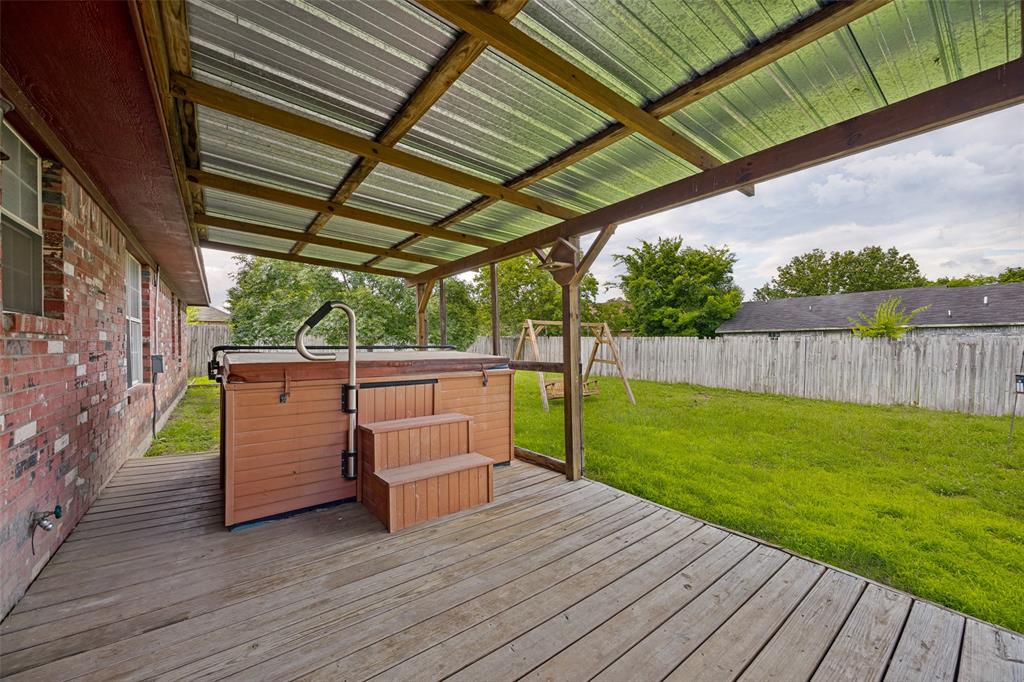 1009 Enlow Circle Commerce, TX 75428 - Photo 22 of 25