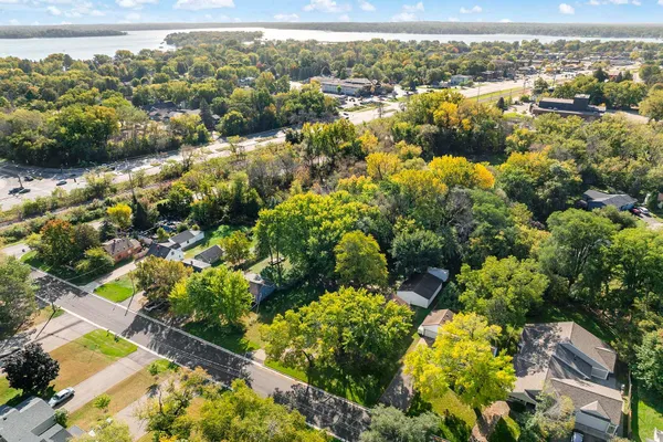 $185,000 | 219 X 12th Street, White Bear Lake, MN 55110