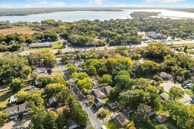 $185,000 | 219 X 12th Street, White Bear Lake, MN 55110