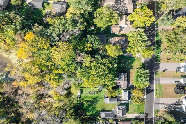 $185,000 | 219 X 12th Street, White Bear Lake, MN 55110