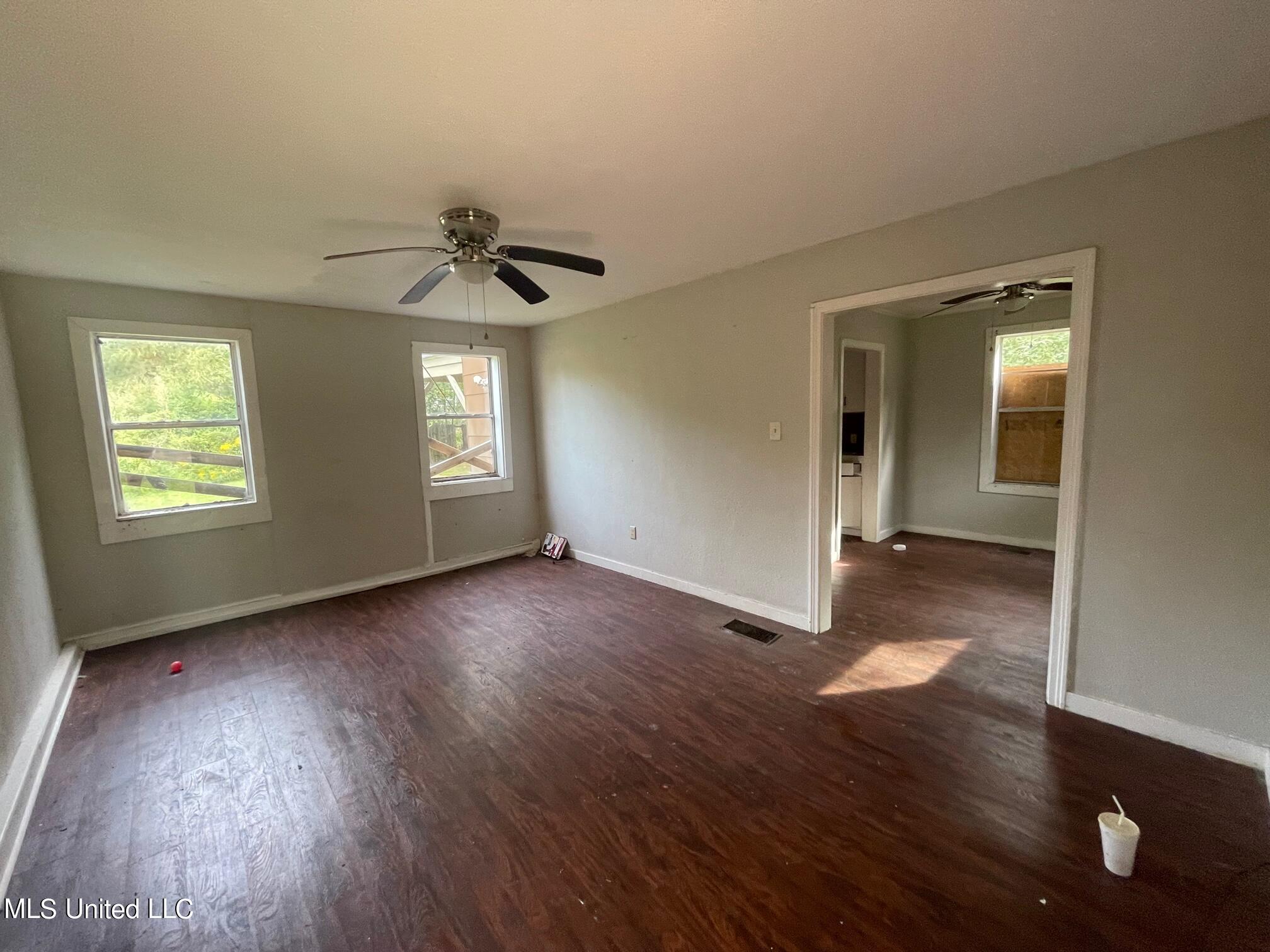 236 Melbourne Road Jackson, MS 39206 - Photo 2 of 7 IMG_6928
