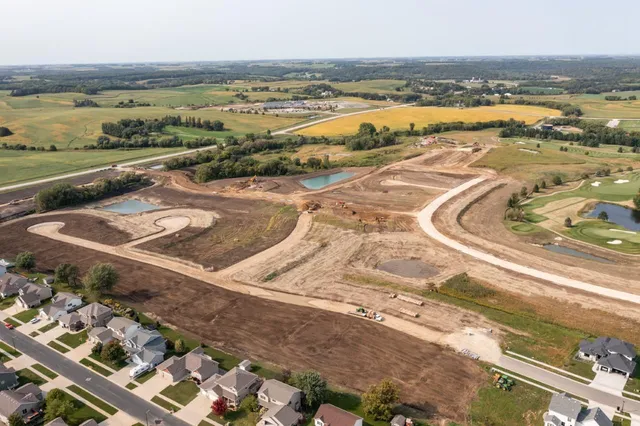 $119,900 | 373 Somerby Parkway Northeast, Byron, MN 55920