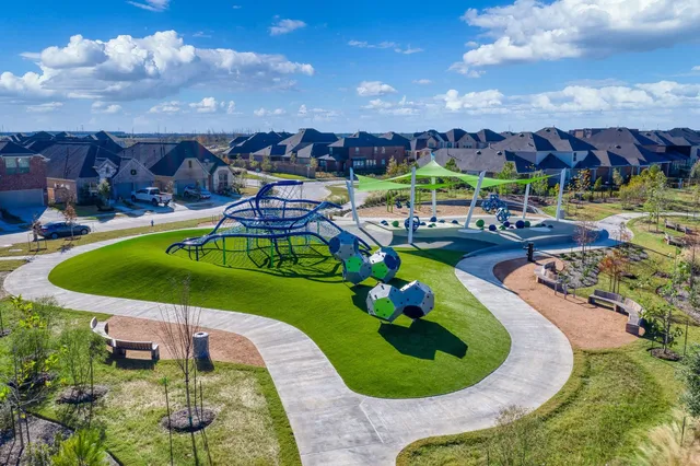 an aerial view of a house having outdoor space
