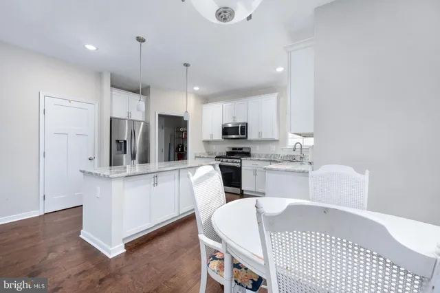 $479,000 | 1002 Lakeview Parkway, Locust Grove, VA 22508