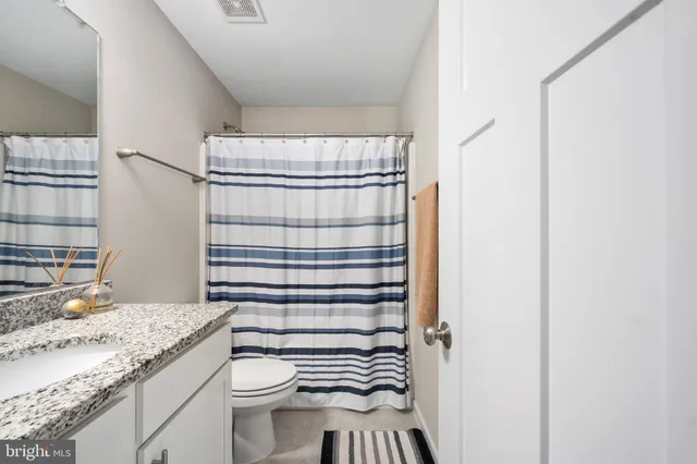 $479,000 | 1002 Lakeview Parkway, Locust Grove, VA 22508