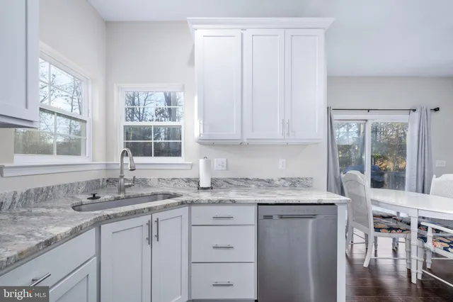 $499,000 | 1002 Lakeview Parkway, Locust Grove, VA 22508