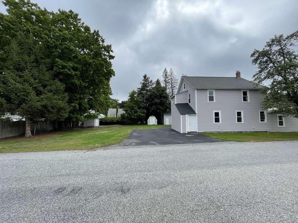 1284 Providence Road Northbridge, MA 01588 - Photo 4 of 25