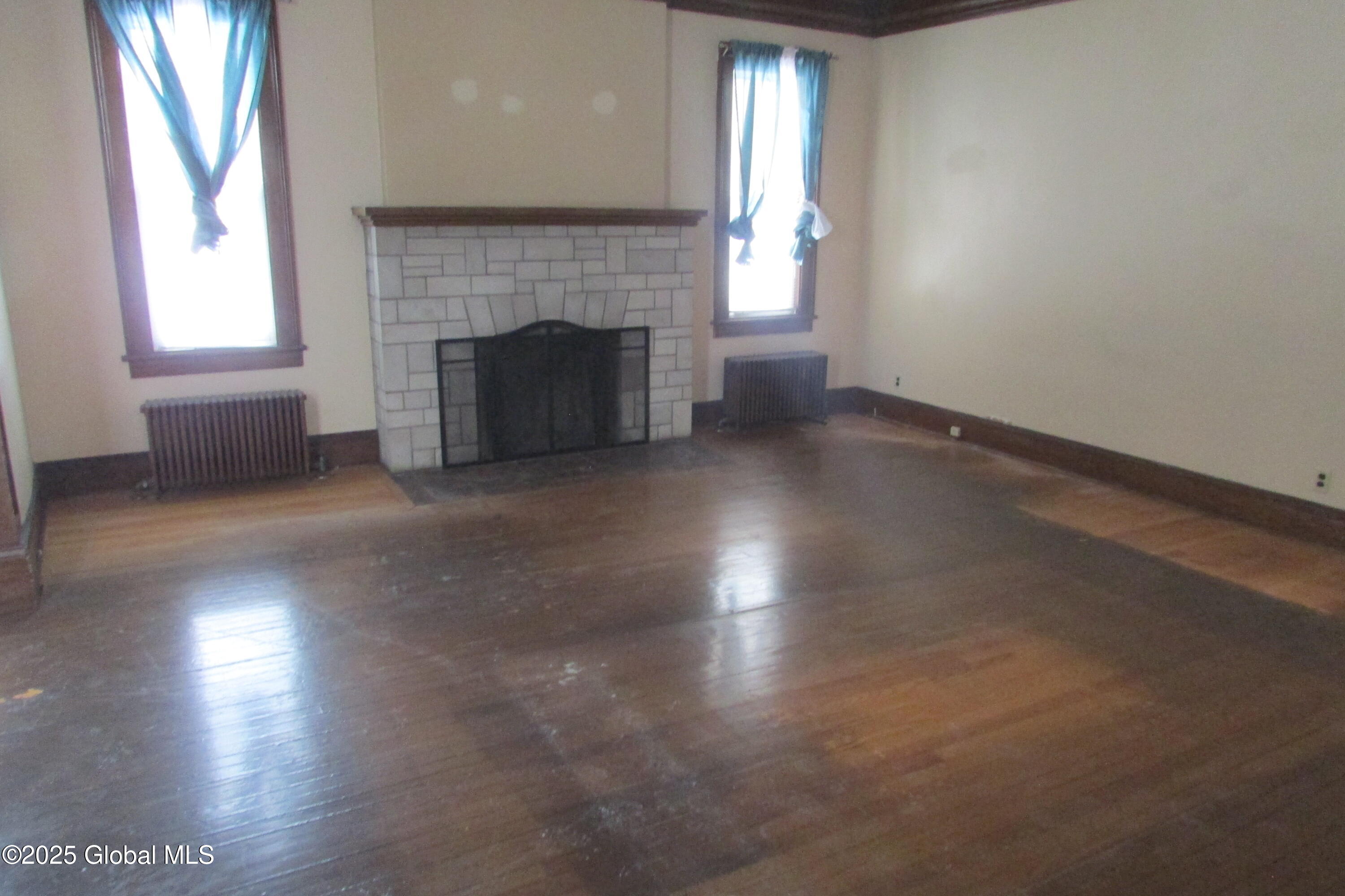 1068 New Scotland Road Albany, NY 12208 - Photo 6 of 51 IMG_2837