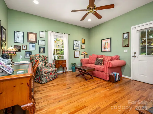$995,000 | 89 Memory Lane, Saluda, NC 28773