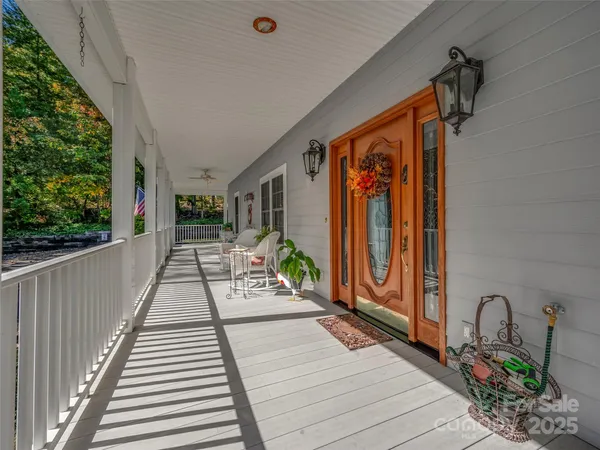 $995,000 | 89 Memory Lane, Saluda, NC 28773