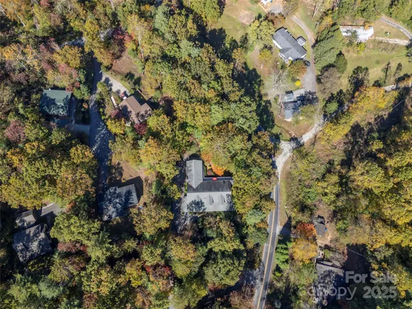 $995,000 | 89 Memory Lane, Saluda, NC 28773