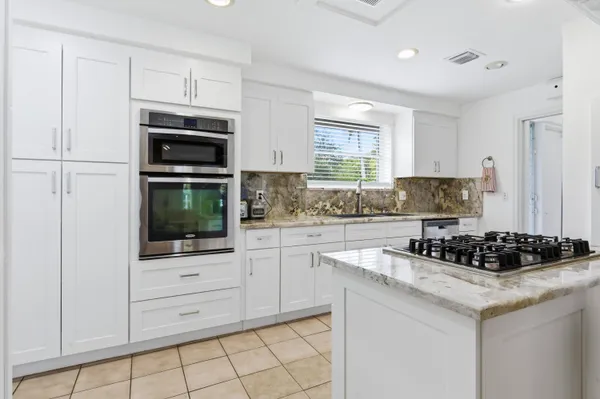 $8,500 | 4268 Maurice Drive, Delray Beach, FL 33445