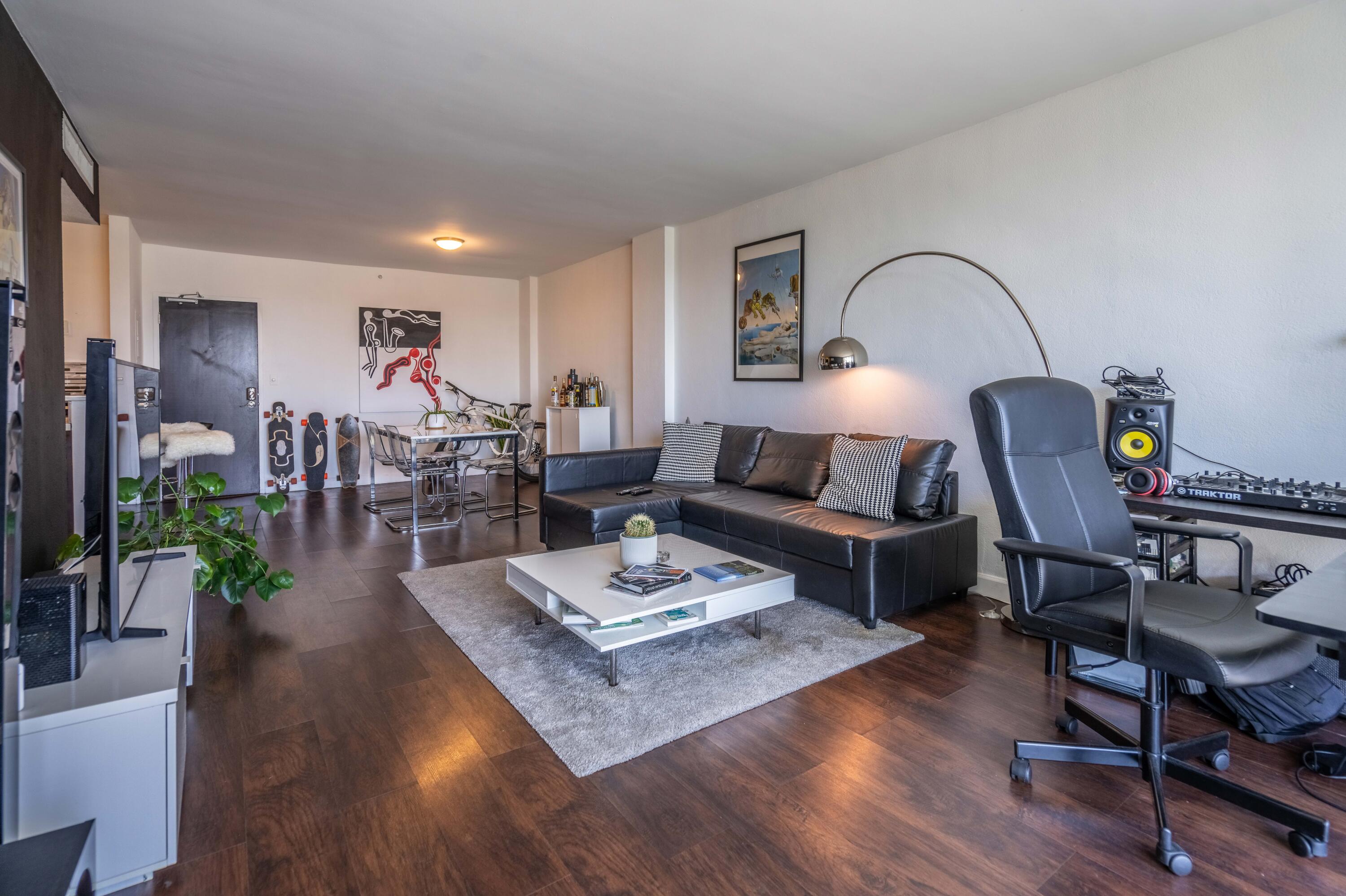 1500 Bay Road, Unit 306S Miami Beach, FL 33139 - Photo 2 of 82 5