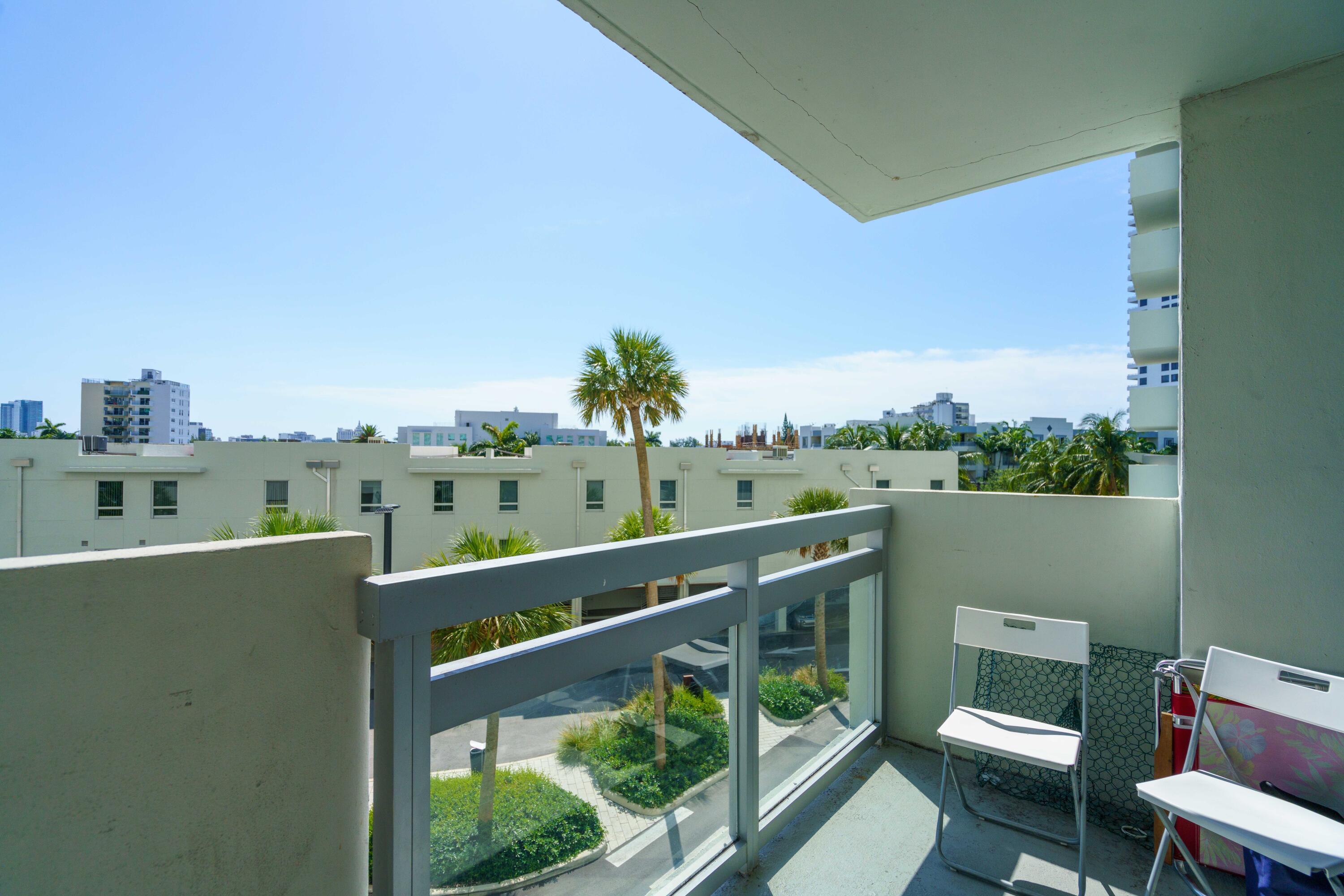 1500 Bay Road, Unit 306S Miami Beach, FL 33139 - Photo 25 of 82 26
