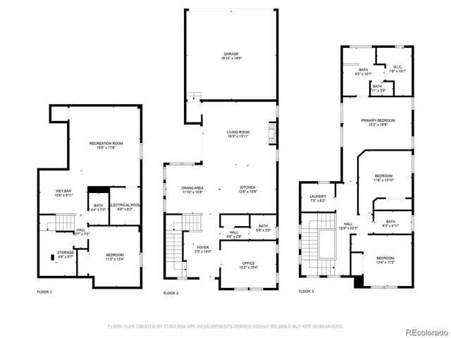 a picture of a bathroom with mirror