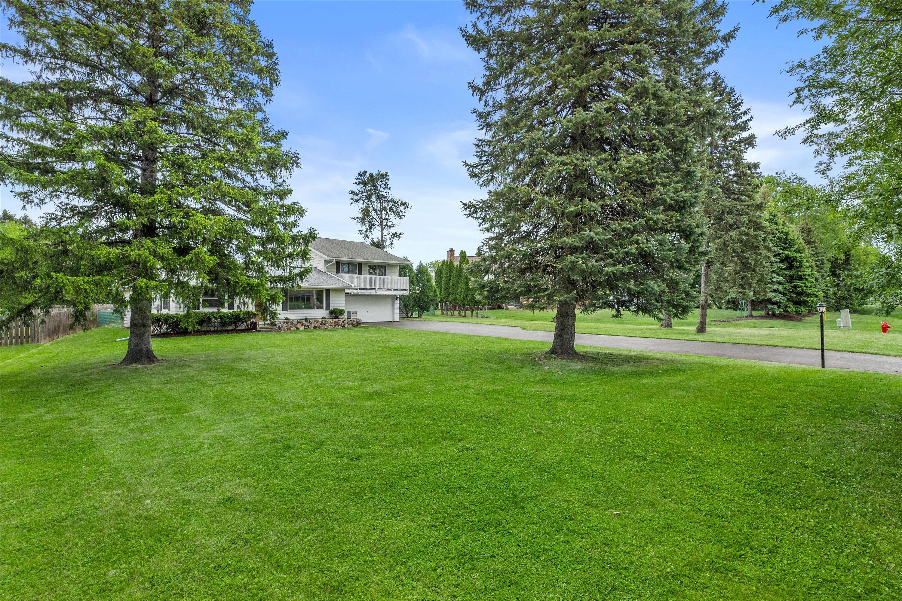 21190 Watertown Road Brookfield, WI 53045 - Photo 43 of 44 04-0G8A1636