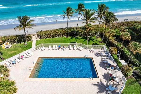 $1,350,000 | 500 Ocean Drive, Unit E12A, Juno Beach, FL 33408