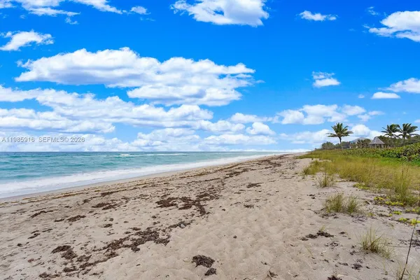 $1,350,000 | 500 Ocean Drive, Unit E12A, Juno Beach, FL 33408