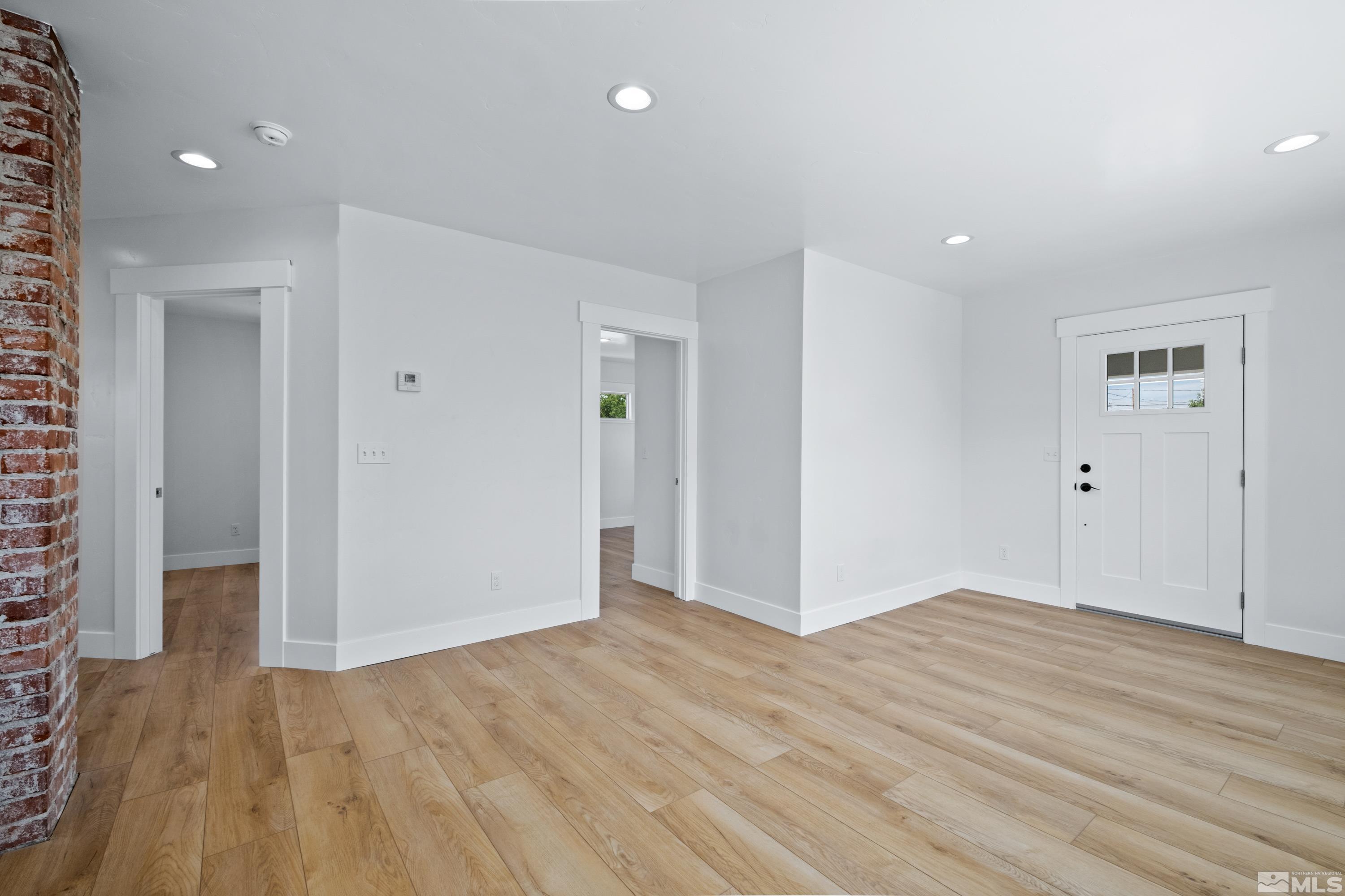530 Roberts Street Reno, NV 89502 - Photo 4 of 28 Photo 4