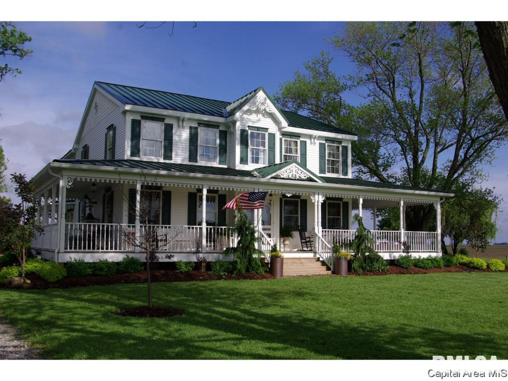 14976 Stagecoach Road Carlinville, IL 62626 - Photo 1 of 36 Gallery Image 1