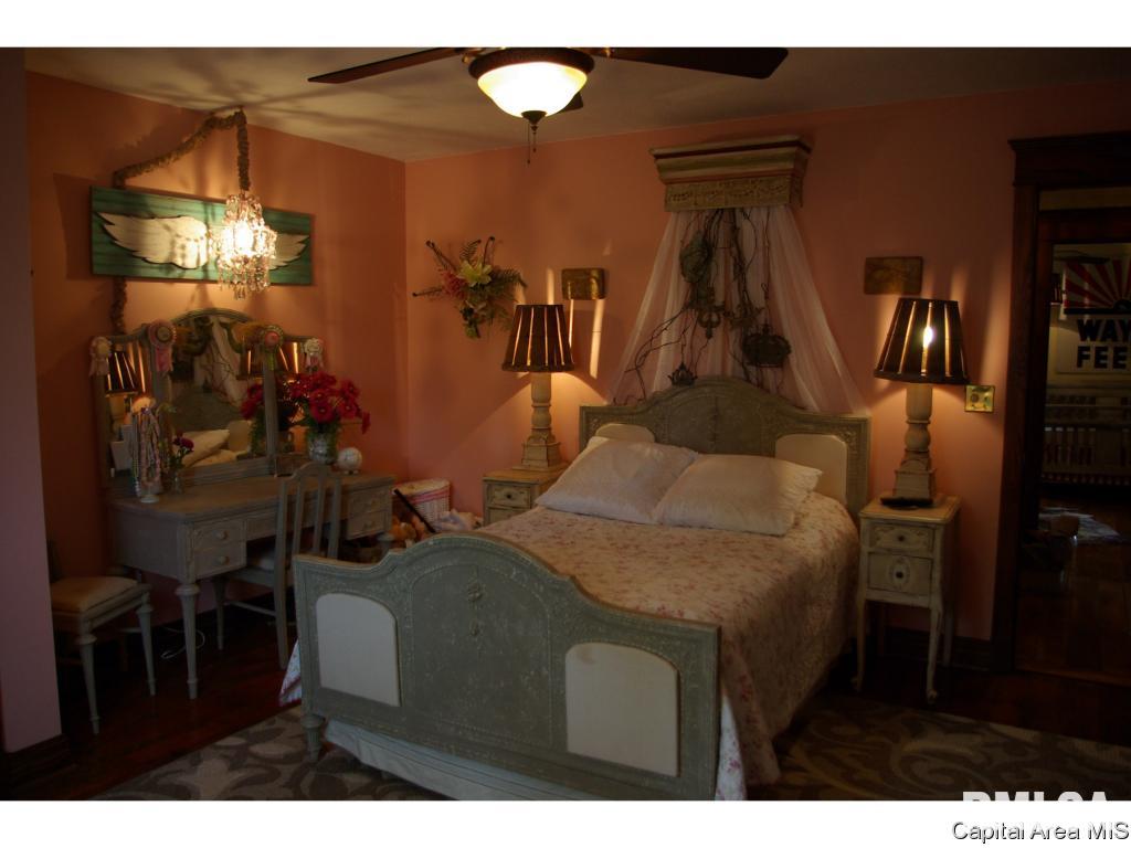 14976 Stagecoach Road Carlinville, IL 62626 - Photo 26 of 36 Gallery Image 26