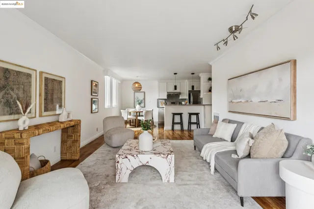 $585,000 | 85 Vernon Street, Unit 216, Oakland, CA 94610