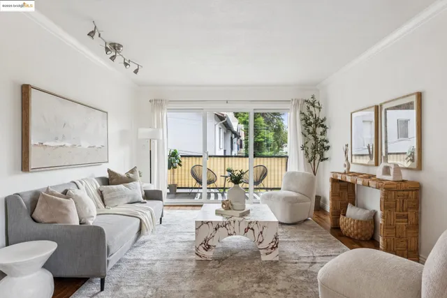 $585,000 | 85 Vernon Street, Unit 216, Oakland, CA 94610