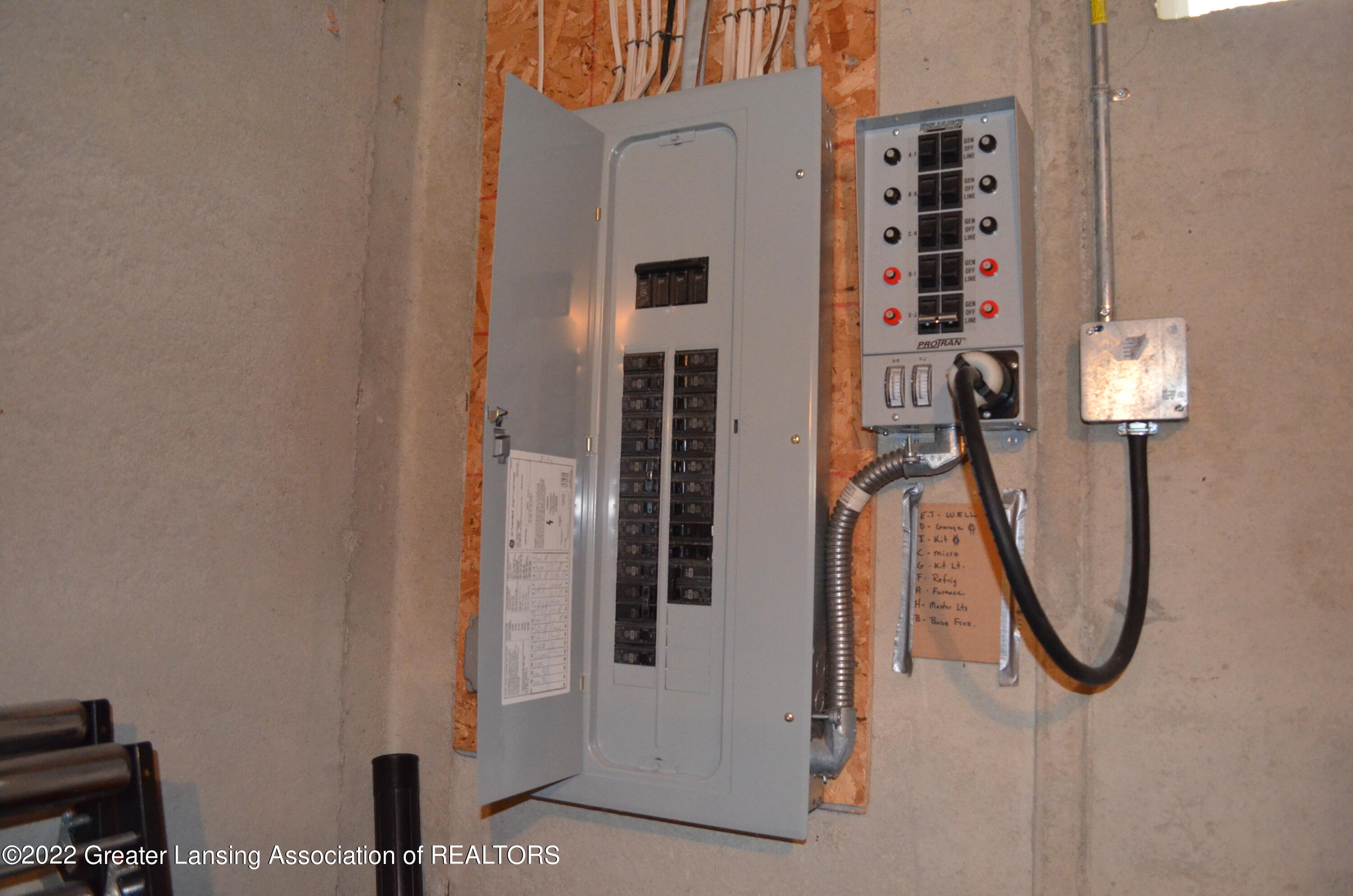 10833 Mack In Aw Trail Fowlerville, MI 48836 - Photo 36 of 59 Generator Hook Up