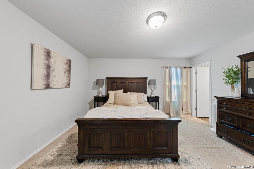 6922 Phoenix Path Converse, TX 78109 - Photo 17 of 30 Gallery Image 17