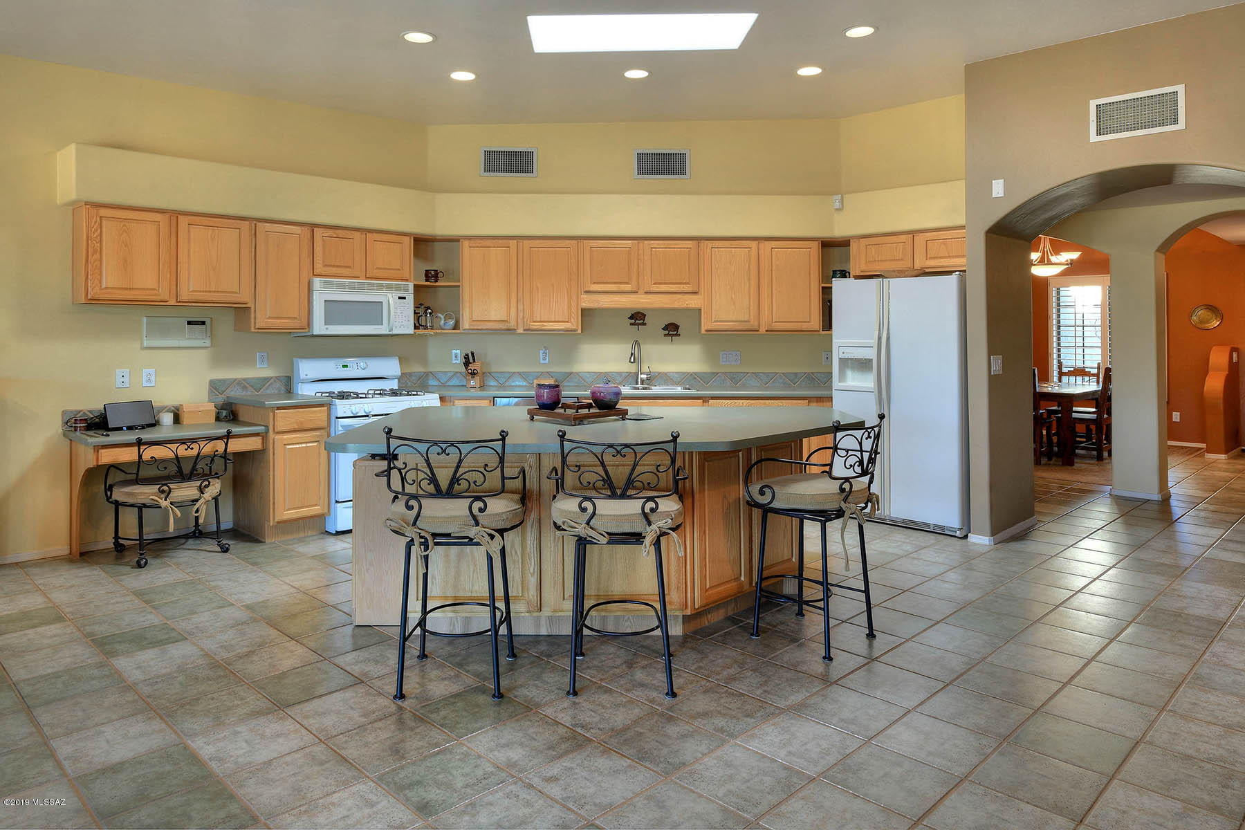 4814 North Castle Ridge Road Tucson, AZ 85749 - Photo 14 of 32