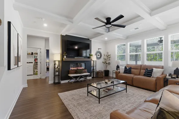 $699,995 | 904 Carnation Dr., Smyrna, TN 37167