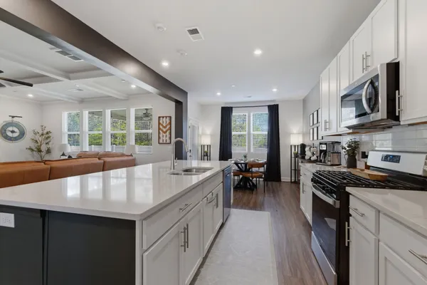 $699,995 | 904 Carnation Dr., Smyrna, TN 37167